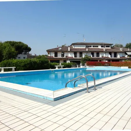 Vintage-modern Gem With Private Garden Villa Porto Santa Margherita