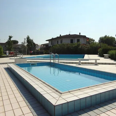 Villa Vintage-modern Gem With Private Garden Porto Santa Margherita